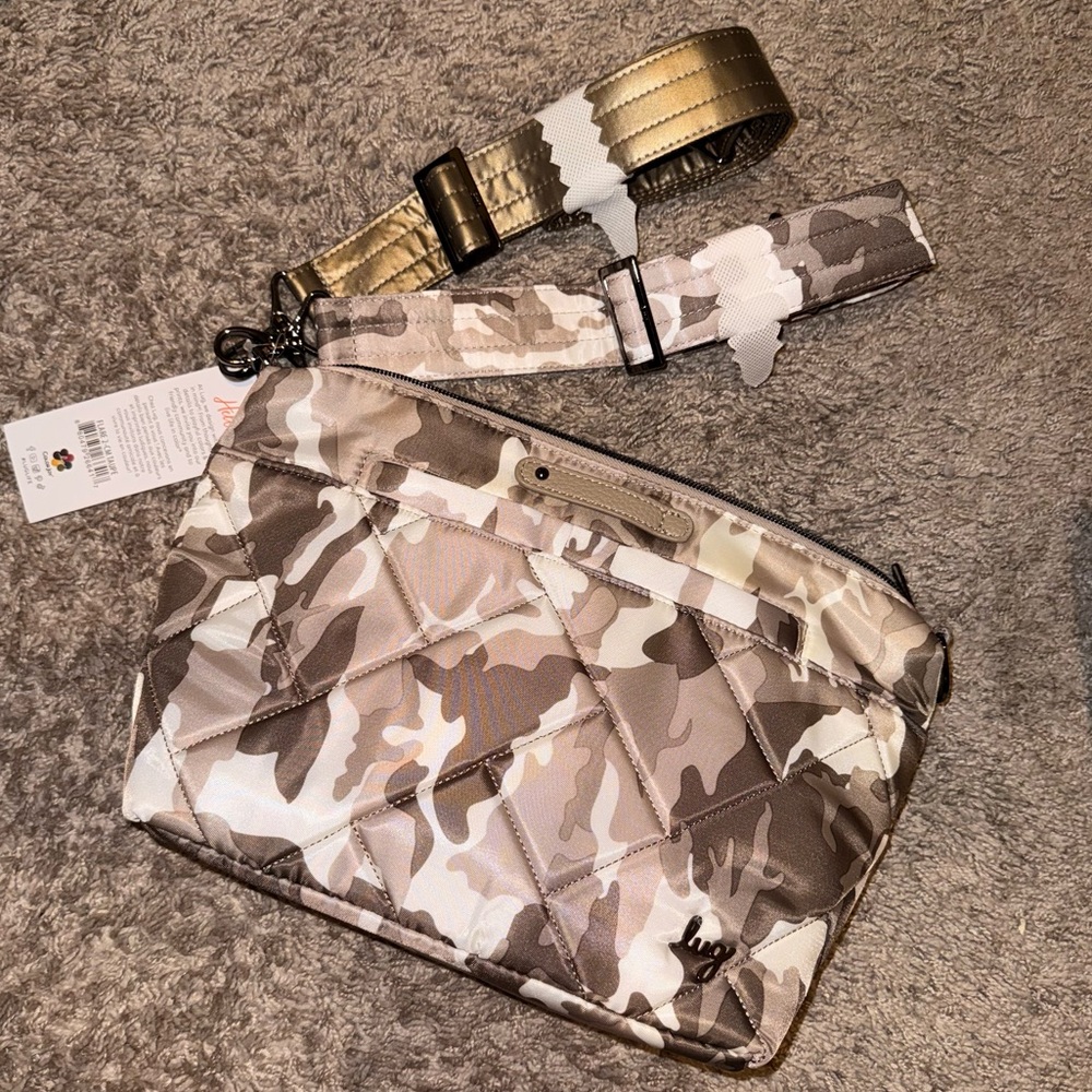 LUG NWT Flare 2